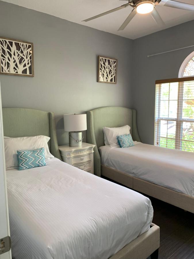 Paradise Heated Pool Home Near Img And Siesta Key Beach ブレーデントン エクステリア 写真